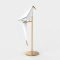 OrigamiGlow – Złota Lampa Stołowa w Stylu Origami z Oświetleniem LED