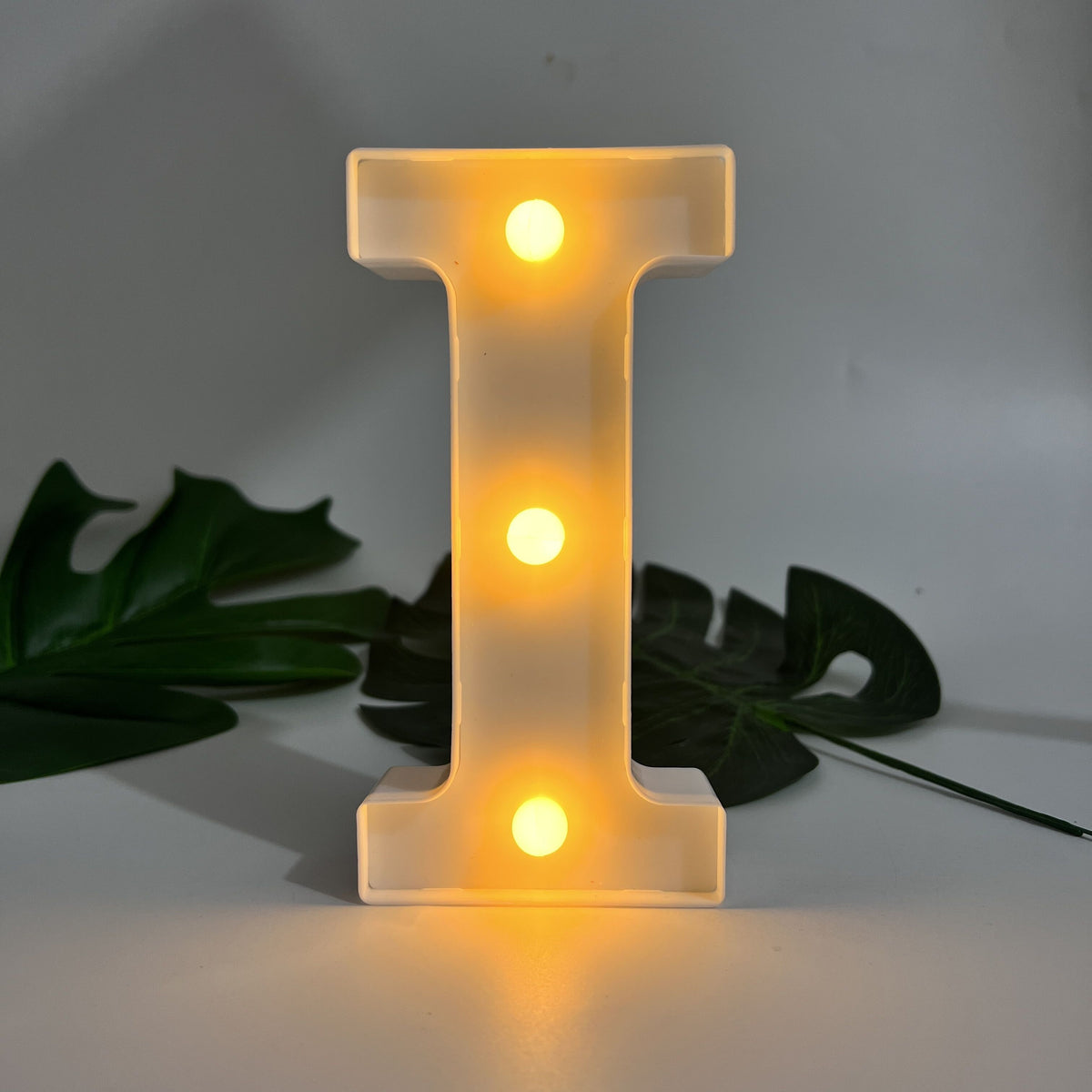 AlphaGlow - LED Dekoracyjna Lampa Literowa z Zasilaniem Bateryjnym