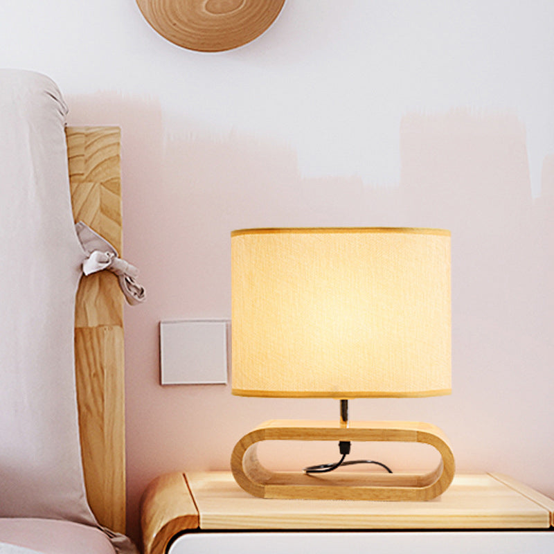Lampa nocna Nordic Wood - Prosta lampa nocna z drewna z materiałowym kloszem