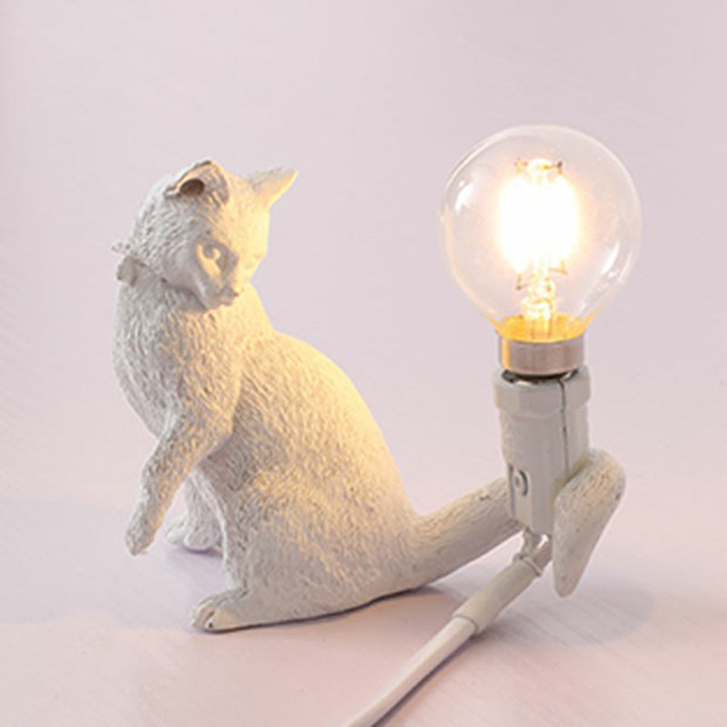 Lampka nocna z kotkiem - Dekoracyjna lampka stołowa do pokoju dziecięcego