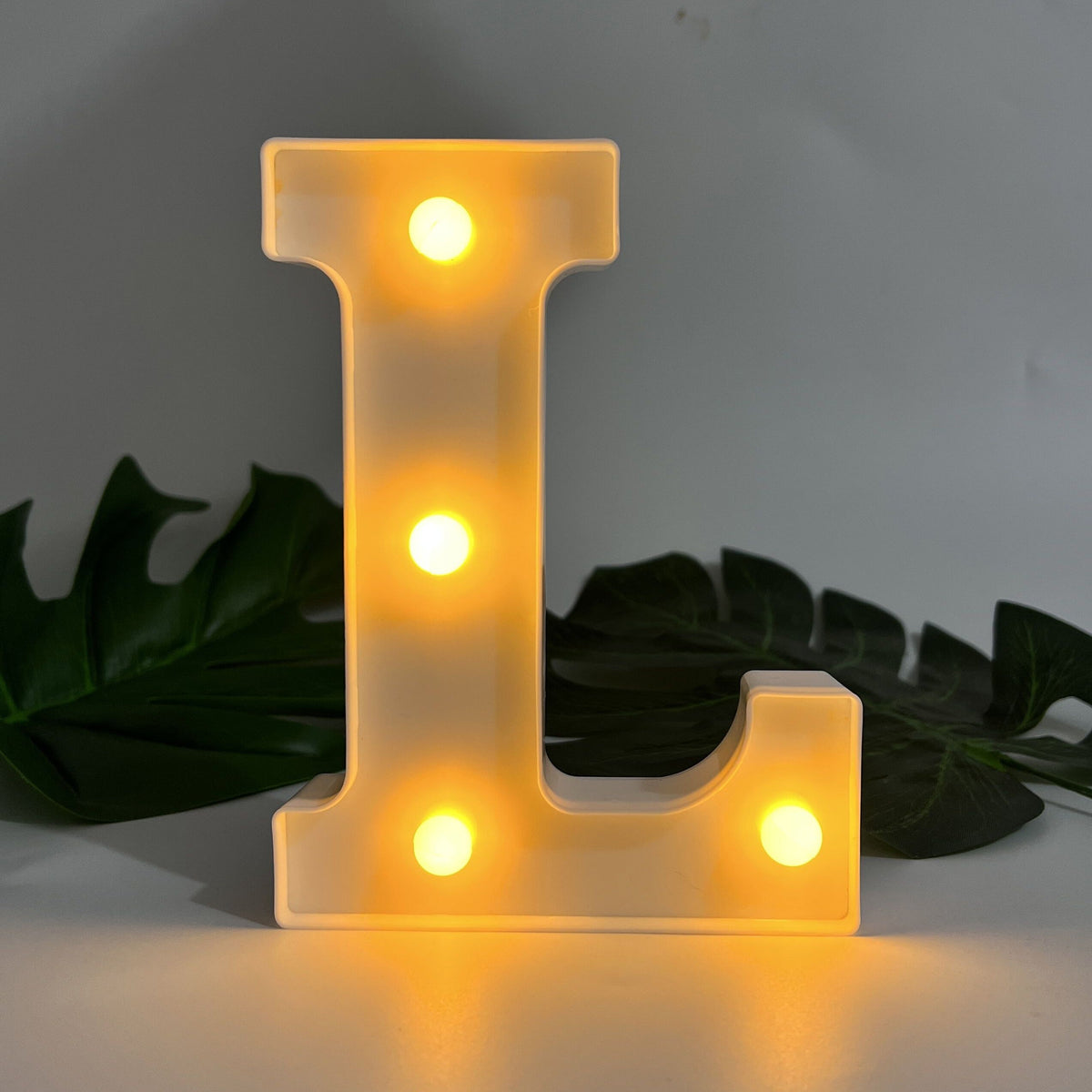 AlphaGlow - LED Dekoracyjna Lampa Literowa z Zasilaniem Bateryjnym