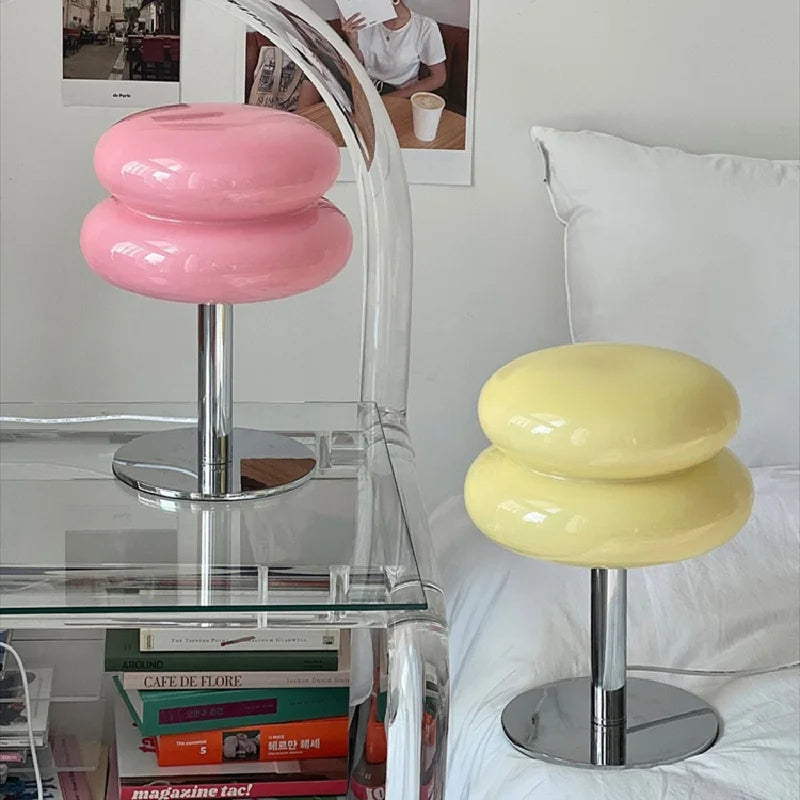 ItaliaModern - Elegancka lampa stołowa Bauhaus do nowoczesnego wnętrza