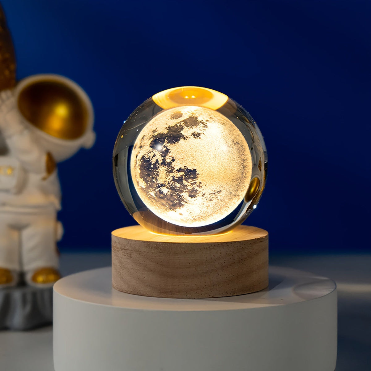 MoonCrystal - Lampa Kula Księżycowa z Drewnianą Podstawą