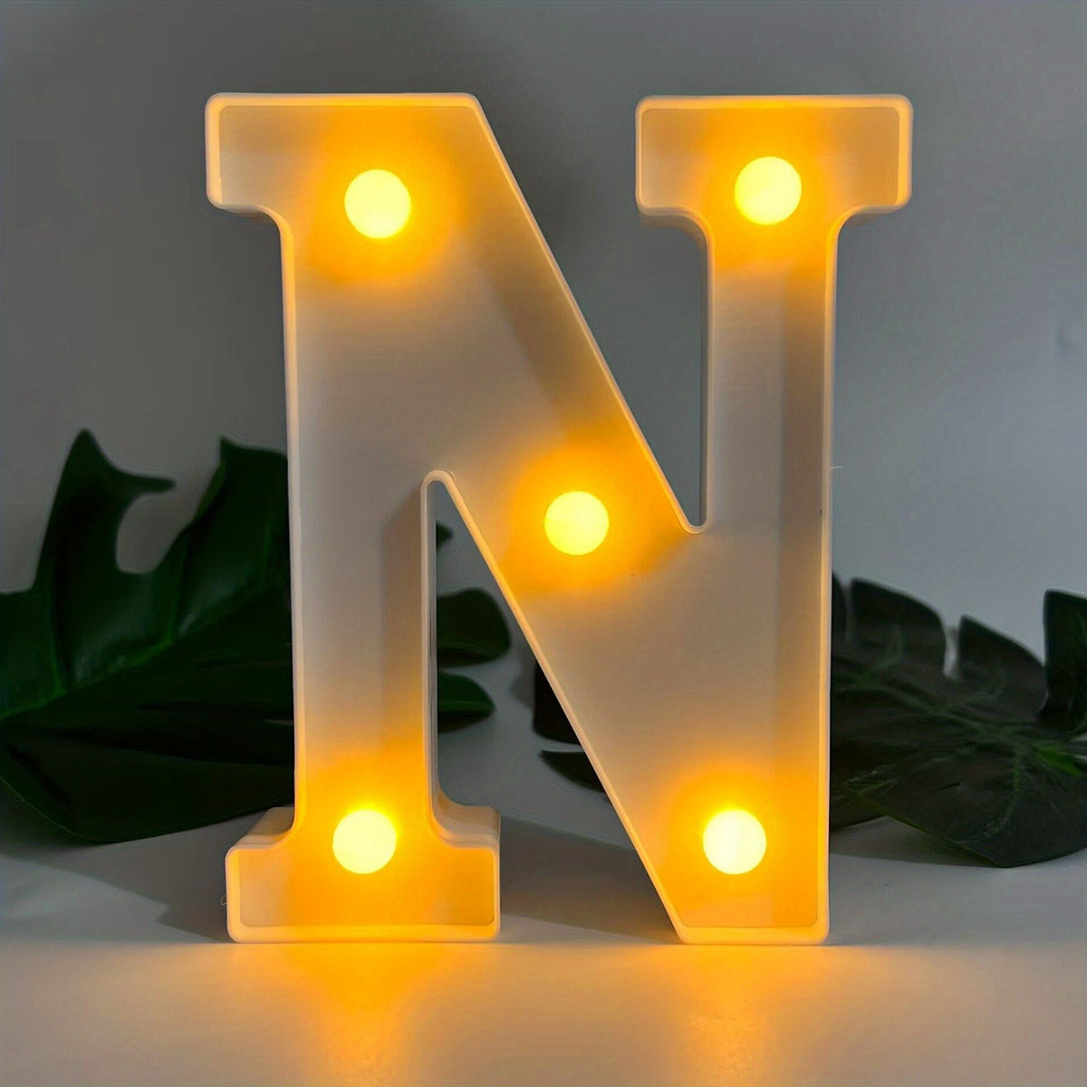 AlphaGlow - LED Dekoracyjna Lampa Literowa z Zasilaniem Bateryjnym