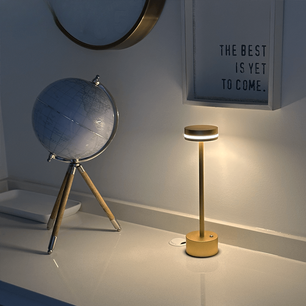 LuxeLight - Bezprzewodowa Lampa Stołowa
