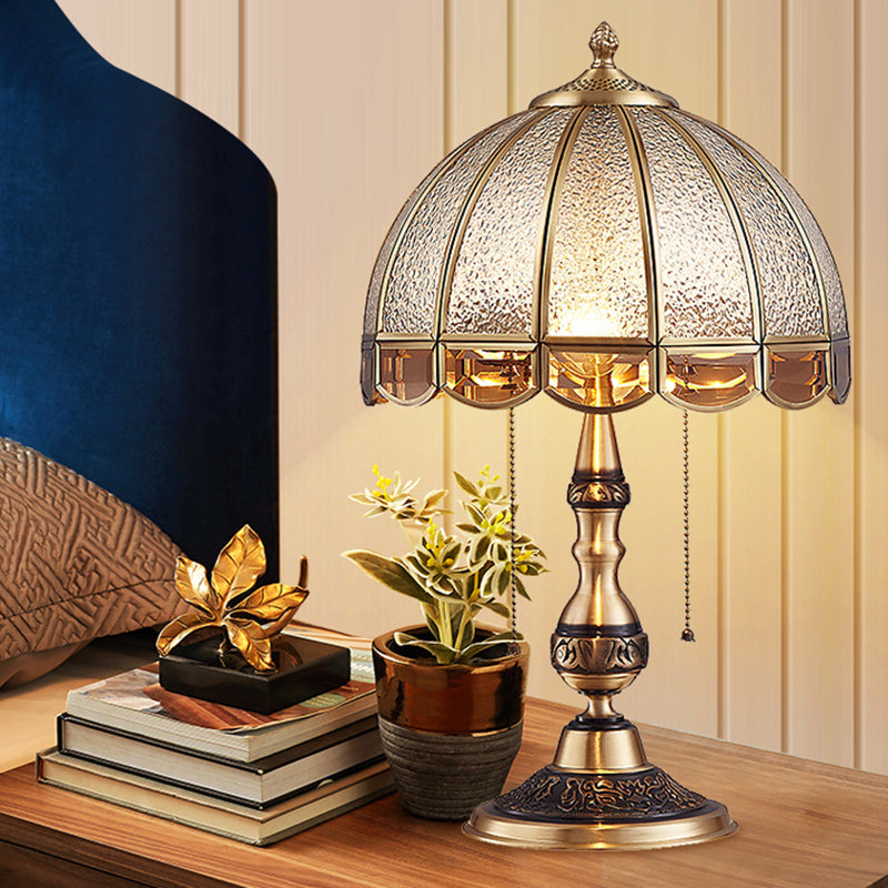 HeritageGlow - Antyczna Brązowa Lampa Stołowa