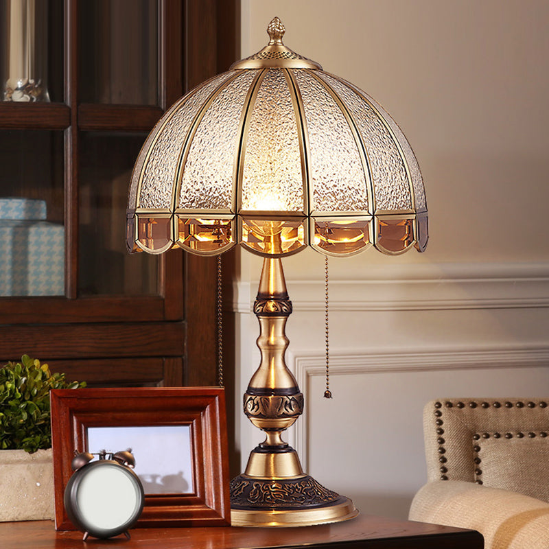 HeritageGlow - Antyczna Brązowa Lampa Stołowa