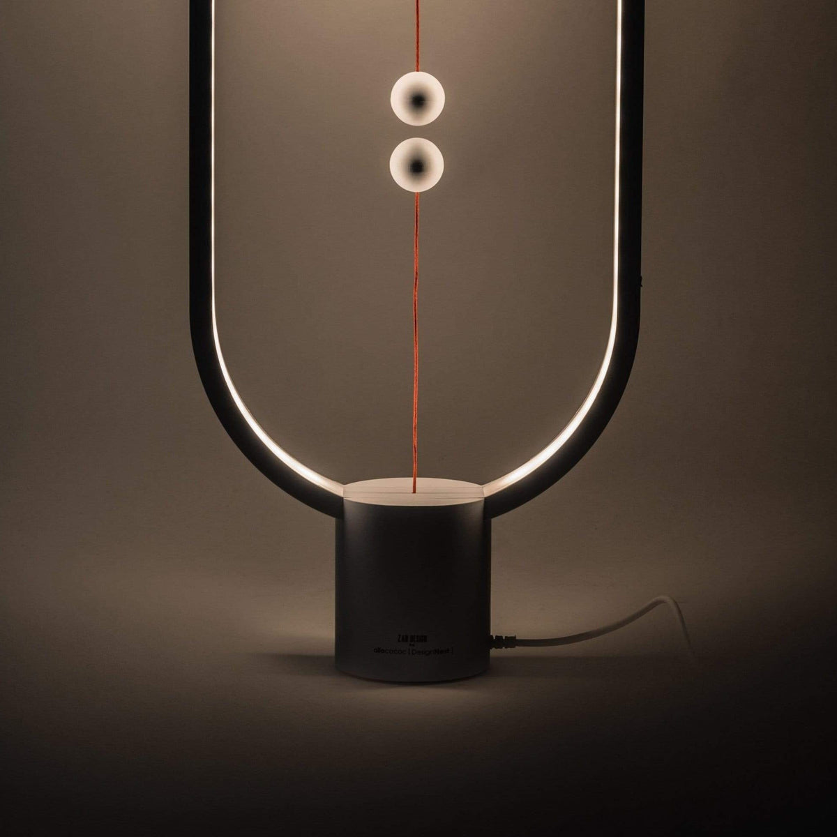 Magnet Light - Magnetyczna Lampa Stołowa