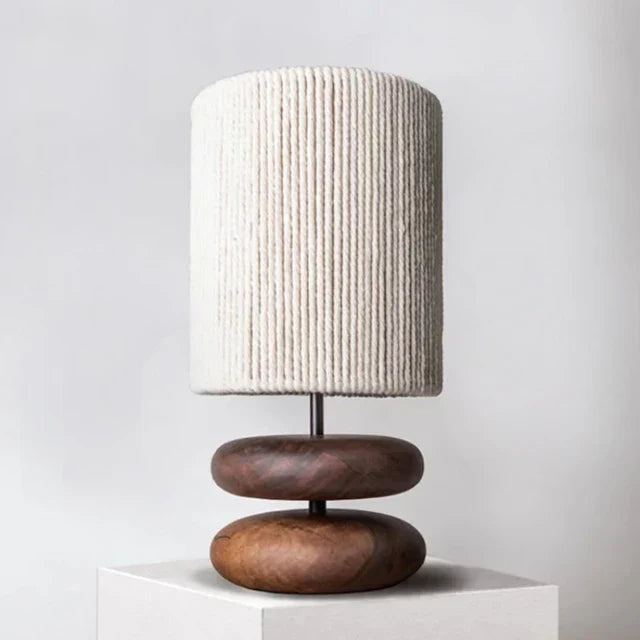 RusticGlow - Lampa Stołowa z Orzecha z Lnianym Kloszem – Naturalne Oświetlenie do Salonu i Sypialni