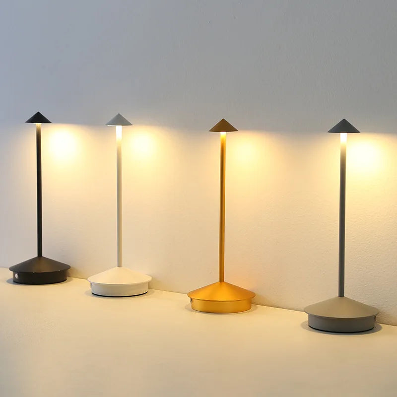 LuxeLicht - Nowoczesna Lampa Stołowa z Czujnikiem Dotykowym