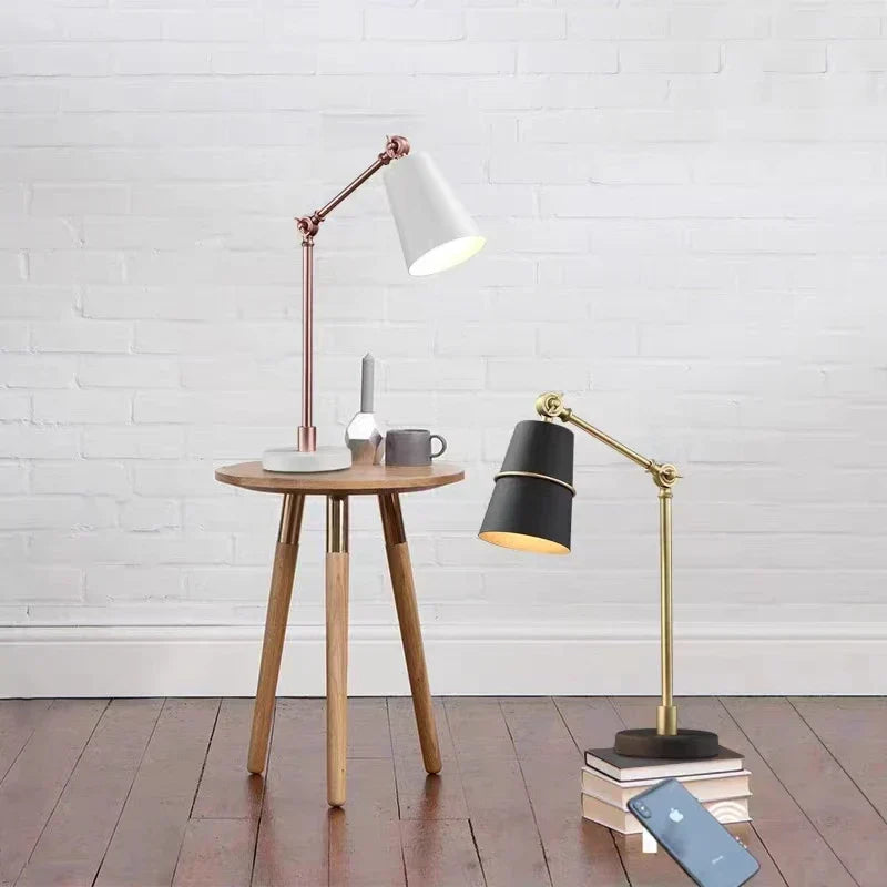 MonoGlow - Nowoczesna Lampa Stołowa LED z Obrotowym Ramieniem | Minimalistyczny Design