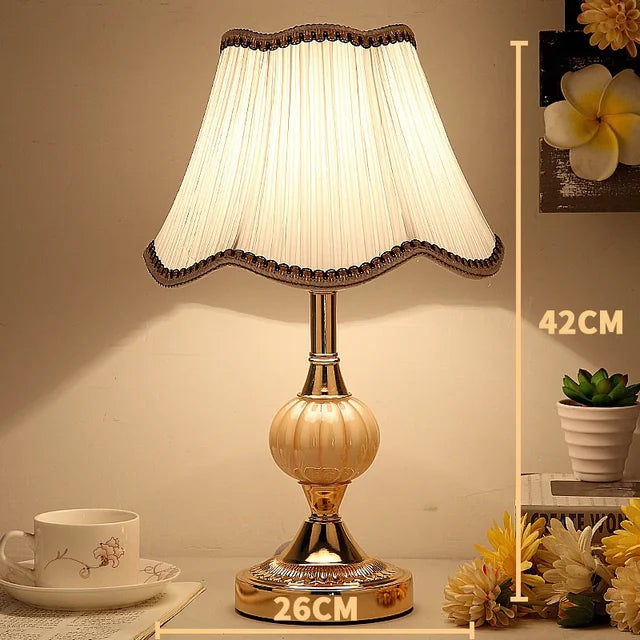 NordicRetro – Vintage Lampa Stołowa z Ponadczasowym Designem