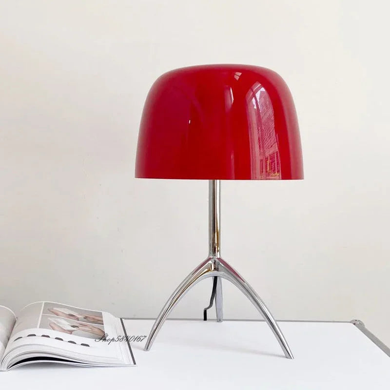 LumiTripod – Nowoczesna Lampa Biurkowa LED