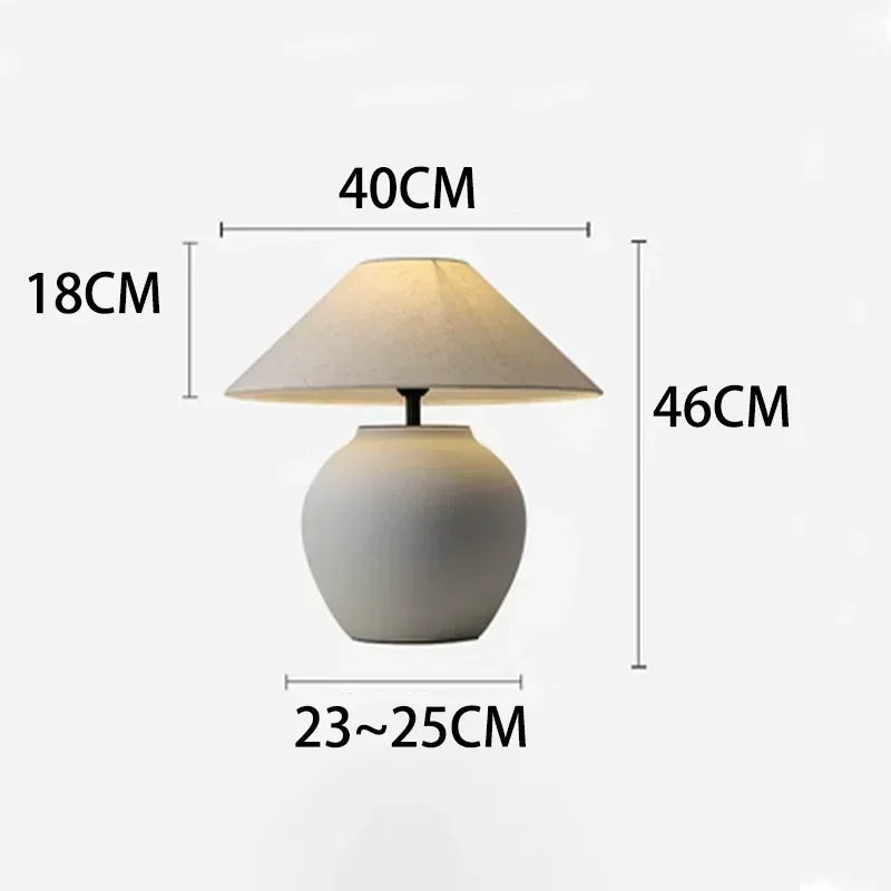LumeVase – Ceramiczna Lampa Stołowa o Minimalistycznym Designie