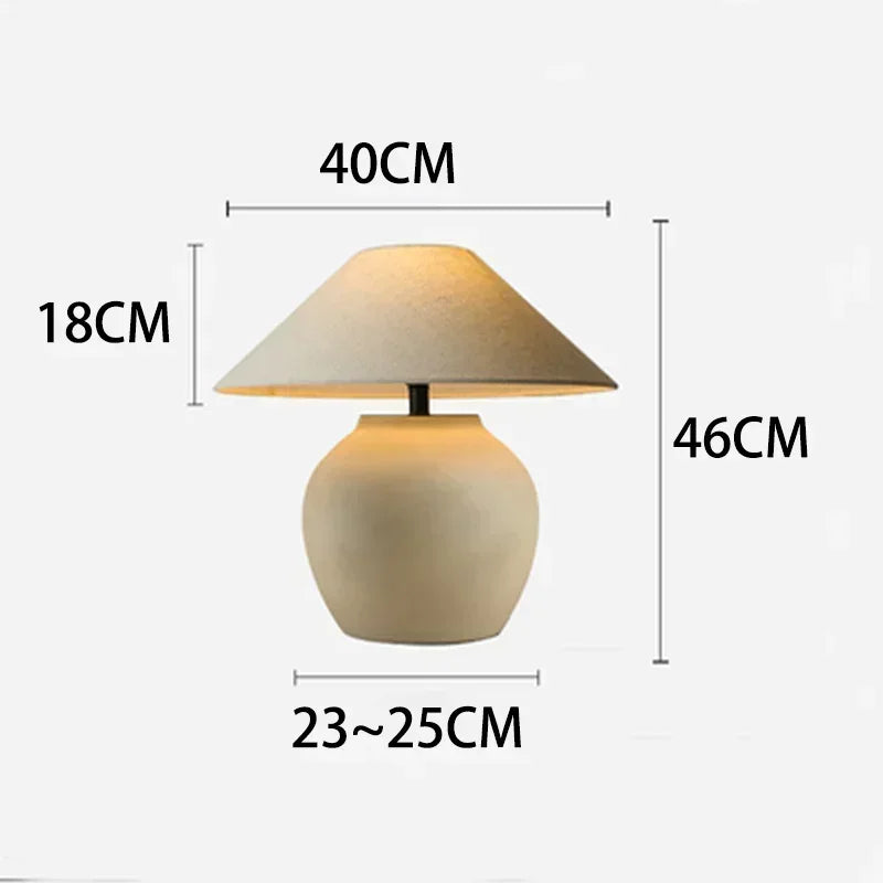 LumeVase – Ceramiczna Lampa Stołowa o Minimalistycznym Designie