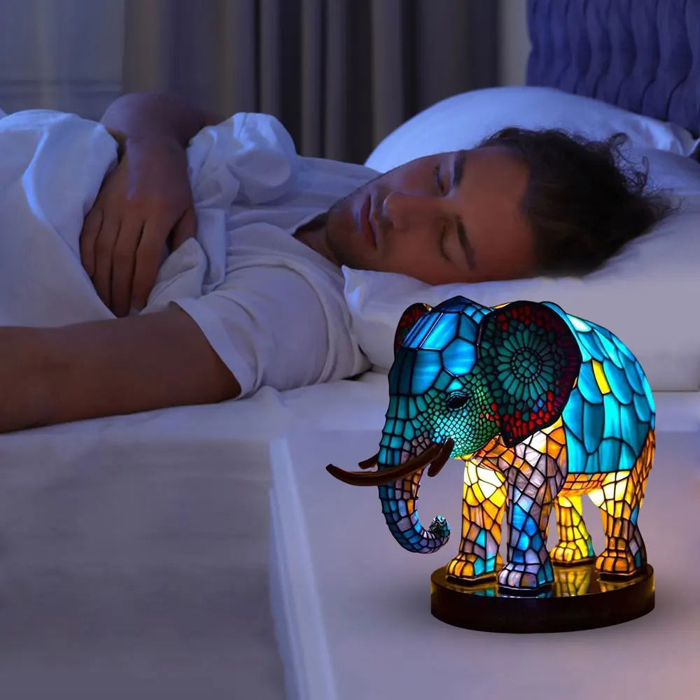 LumeWolf - Lampa Stołowa LED z Wzorem Wilka – Ręcznie Wykonana Dekoracyjna Oświetlenie