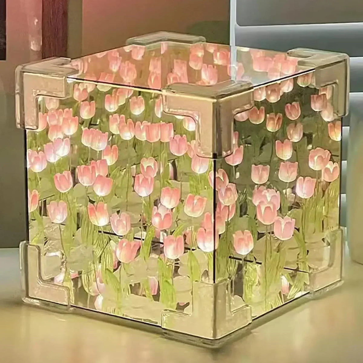 MirrorBloom - Lampka DIY w kształcie sześcianu lusterka z tulipanowym wzorem