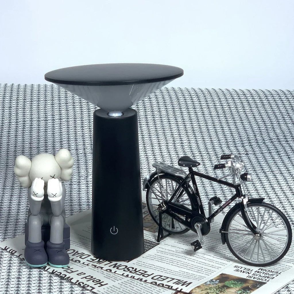 LumiRemote – Bezprzewodowa Lampa LED na Stół, Ładowane Oświetlenie