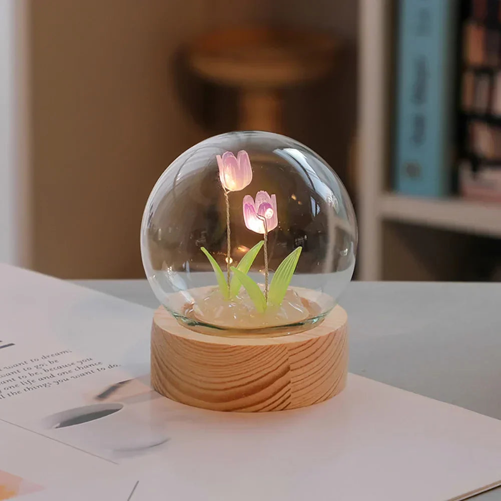 GlowTulip - Lampa Stołowa LED – Eleganckie Oświetlenie Dekoracyjne do Sypialni i Salonu