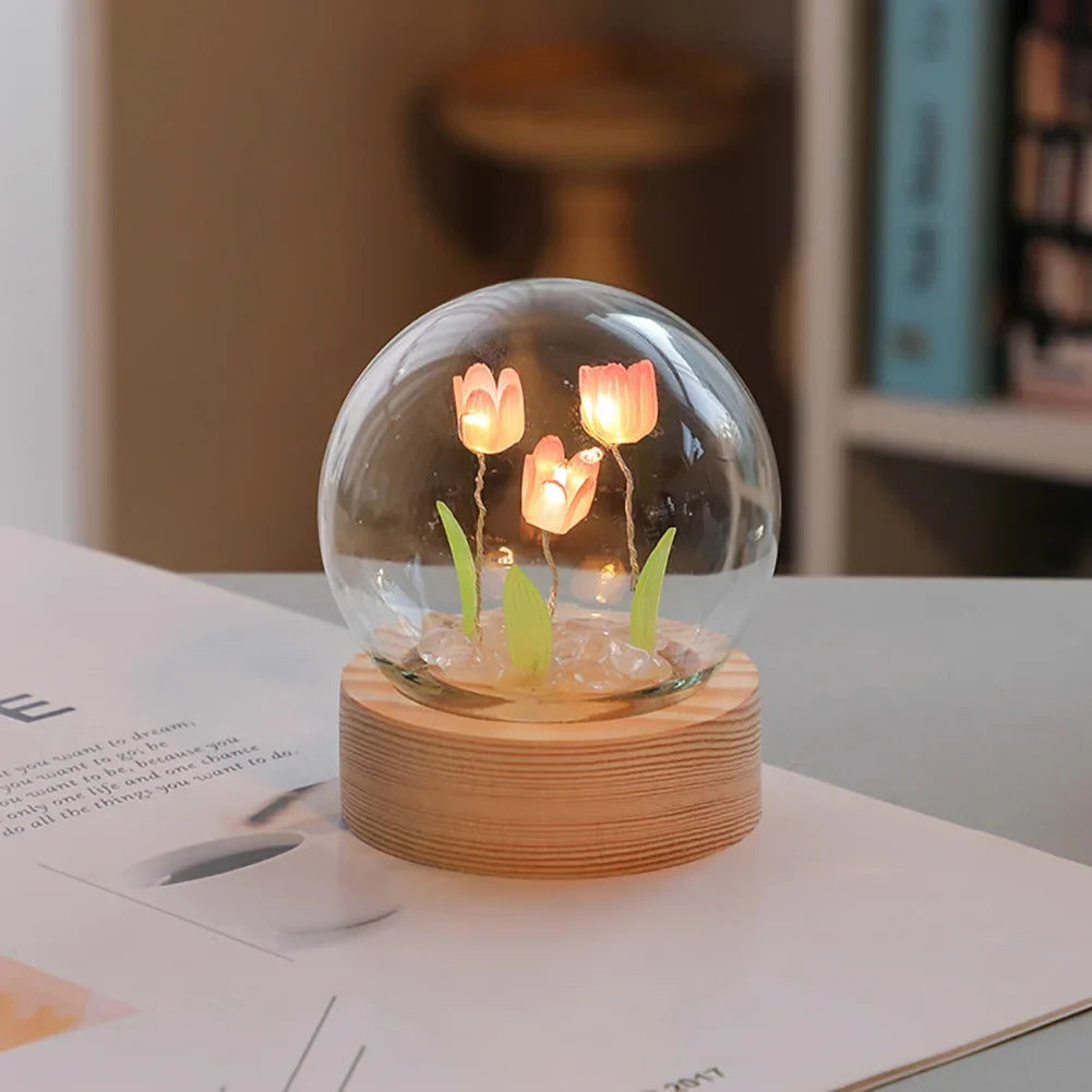 GlowTulip - Lampa Stołowa LED – Eleganckie Oświetlenie Dekoracyjne do Sypialni i Salonu