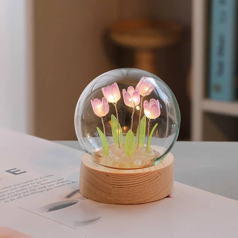 GlowTulip - Lampa Stołowa LED – Eleganckie Oświetlenie Dekoracyjne do Sypialni i Salonu