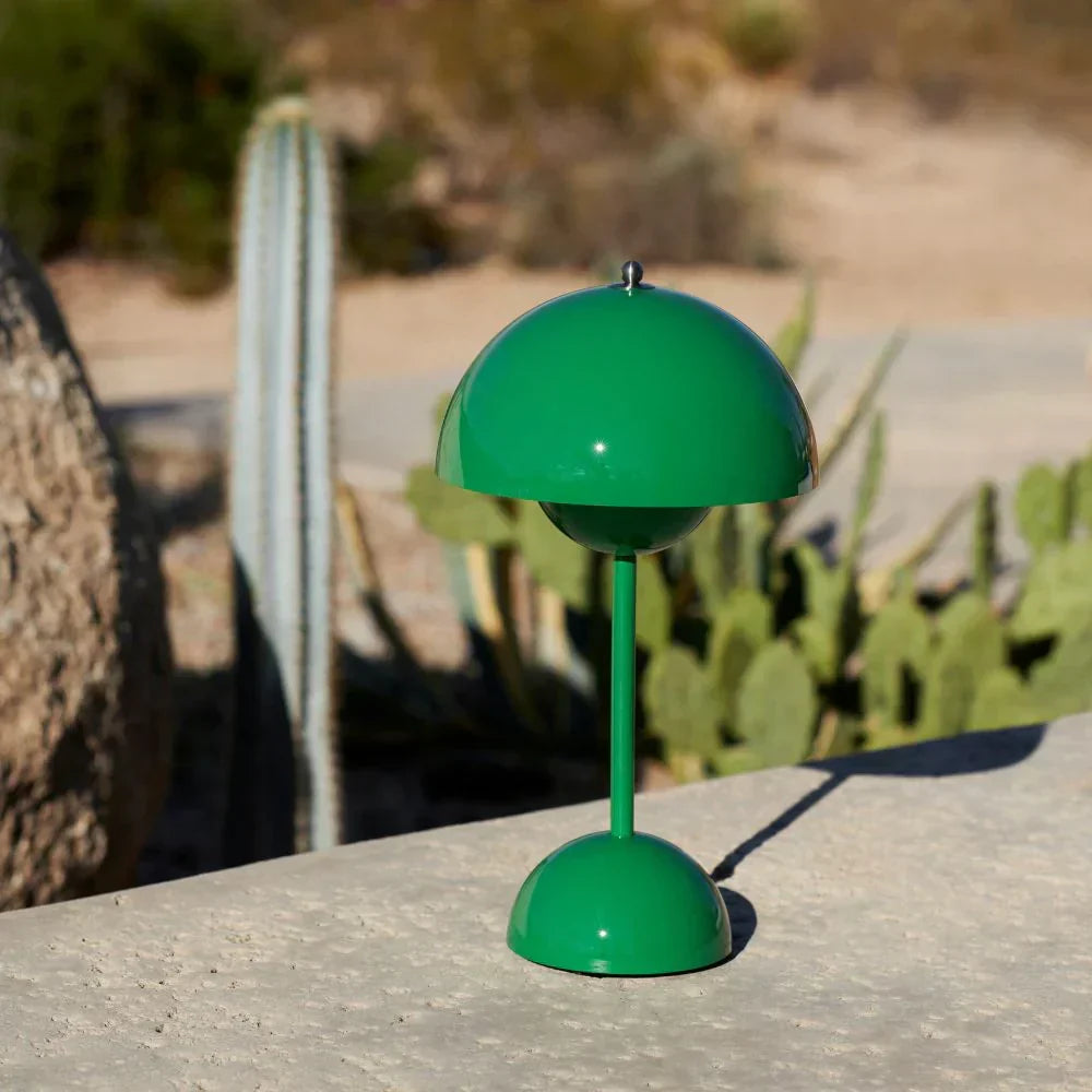 SolarFlare - Lampa stołowa LED do stylowego wnętrza
