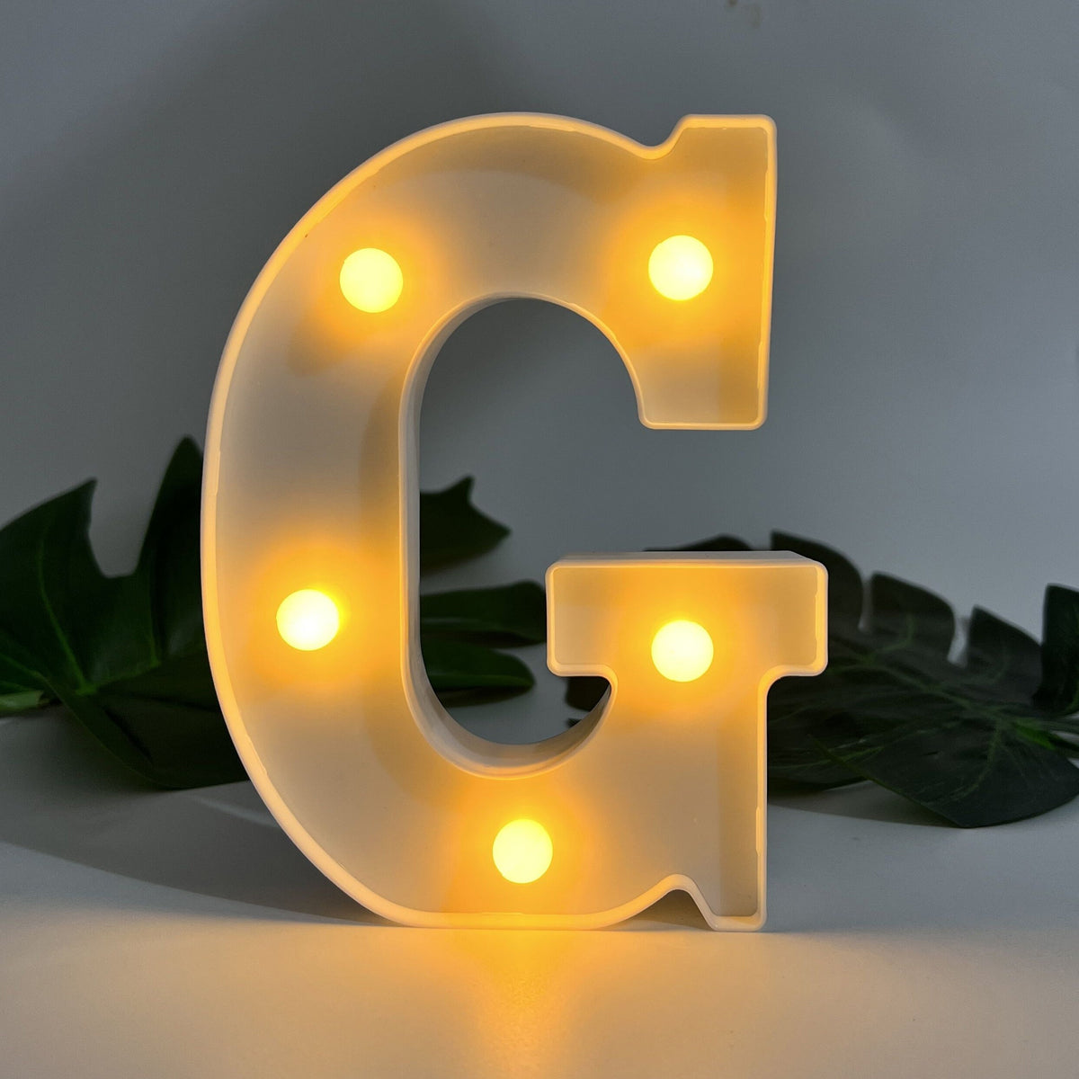 AlphaGlow - LED Dekoracyjna Lampa Literowa z Zasilaniem Bateryjnym