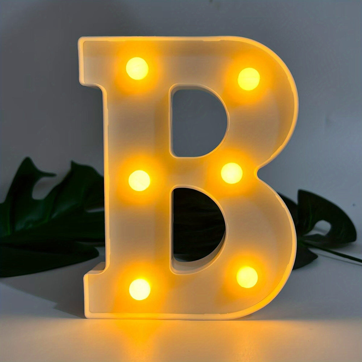 AlphaGlow - LED Dekoracyjna Lampa Literowa z Zasilaniem Bateryjnym