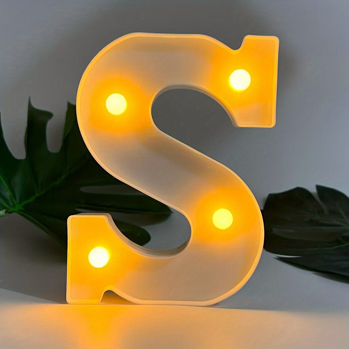 AlphaGlow - LED Dekoracyjna Lampa Literowa z Zasilaniem Bateryjnym