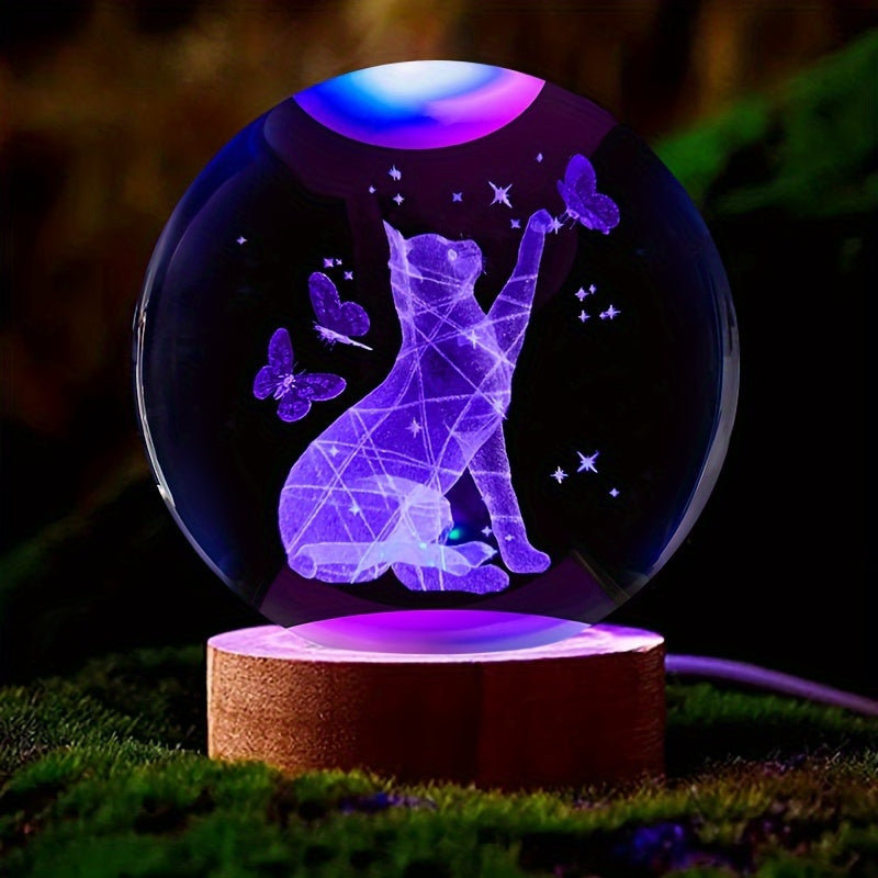 CrystalGlow - 3D Kot & Mot Kryształowa Kula Nocna Lampa z Drewnianą Podstawką