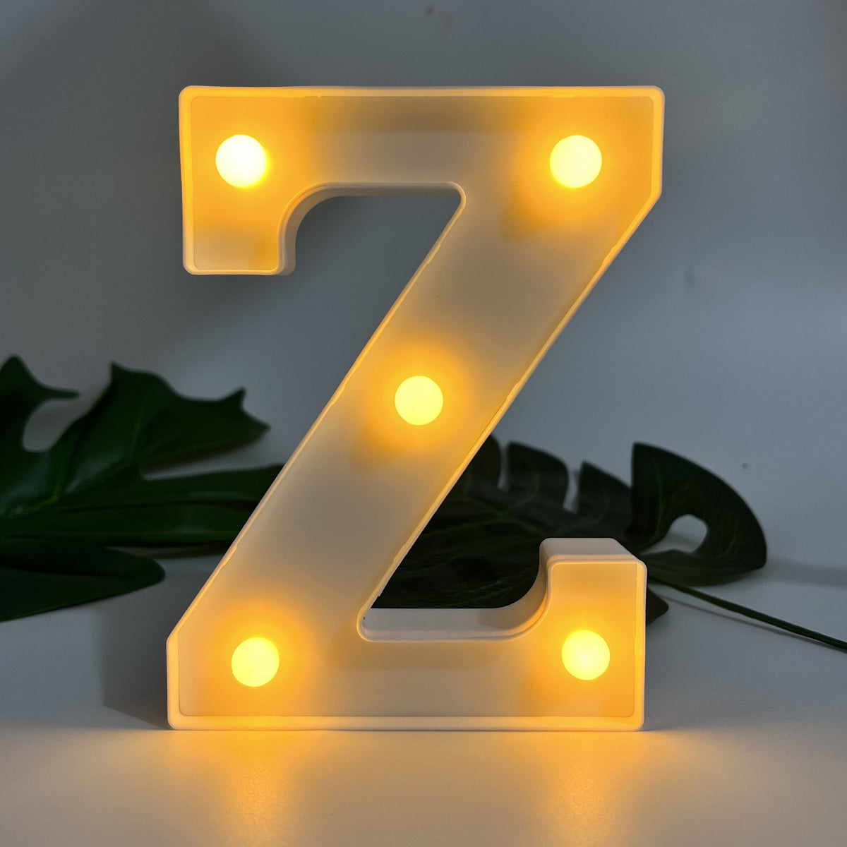 AlphaGlow - LED Dekoracyjna Lampa Literowa z Zasilaniem Bateryjnym