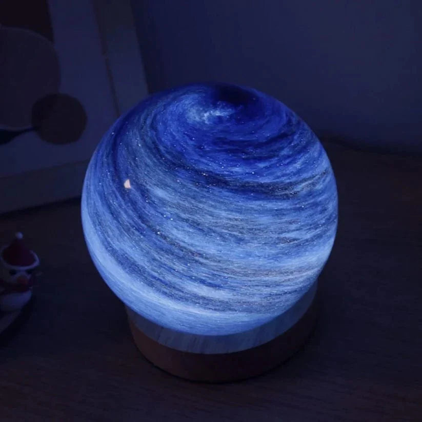 Magiczna Lampa USB Księżycowa