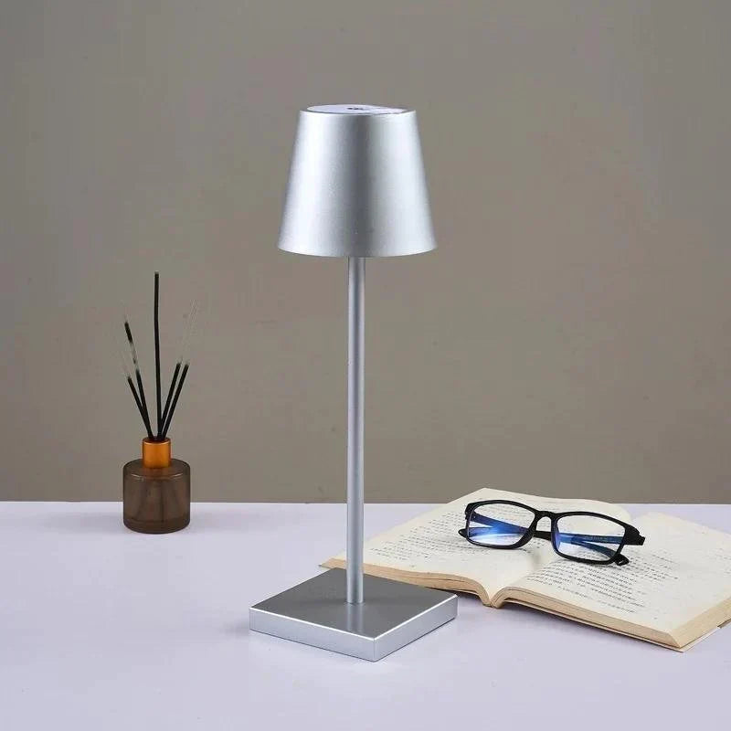 Bezprzewodowa Lampa Stołowa