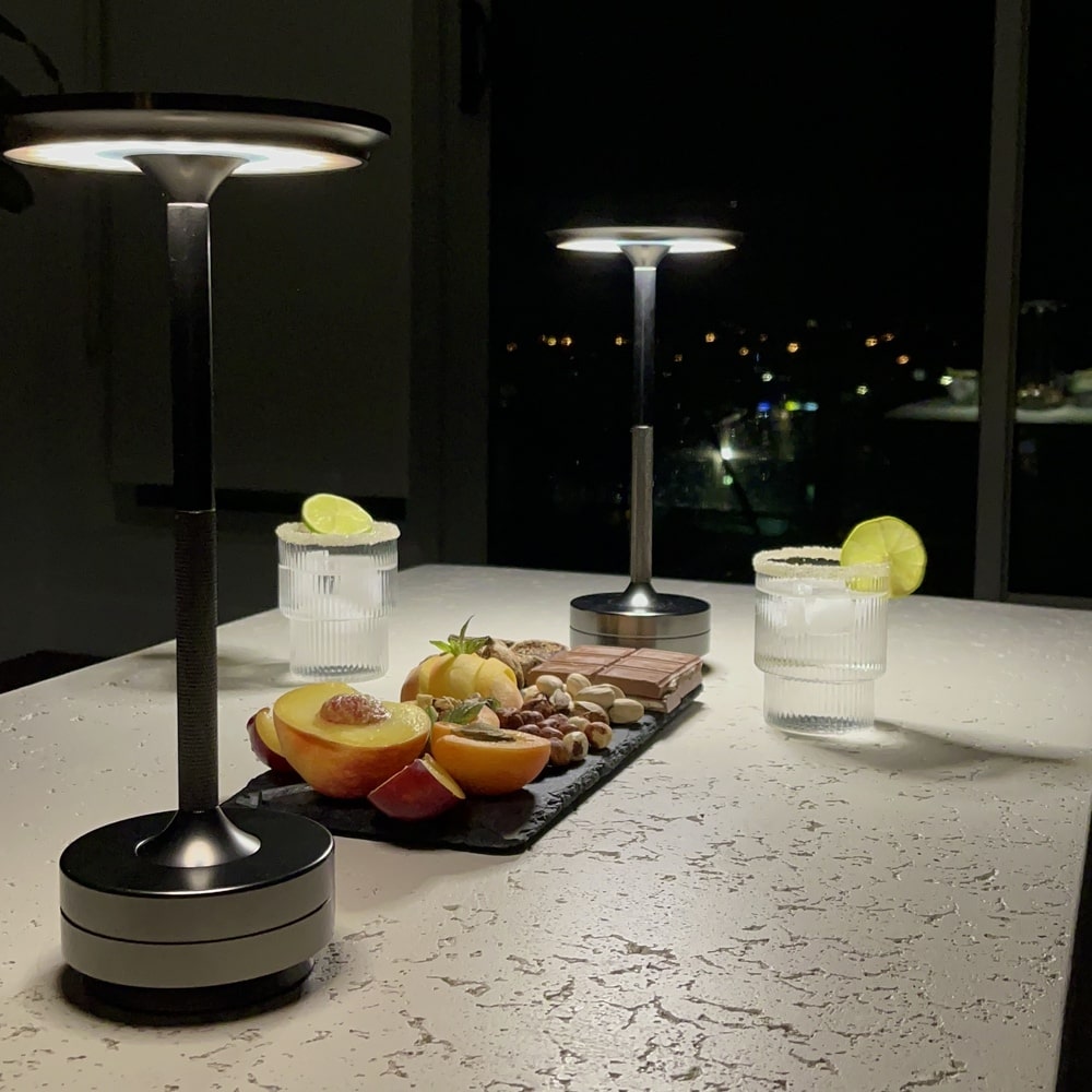 Ambientowa Metaliczna Lampa Stołowa Bezprzewodowa