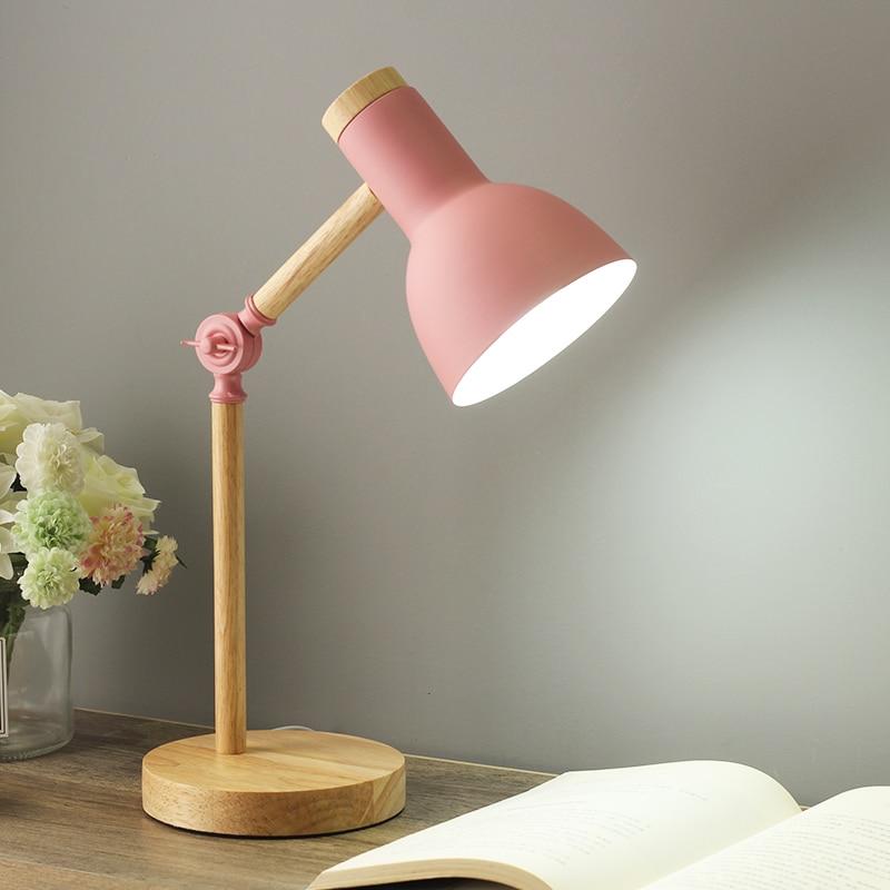 LuminoShade - Nowoczesna Drewniana Lampa Biurkowa w Stylu Skandynawskim