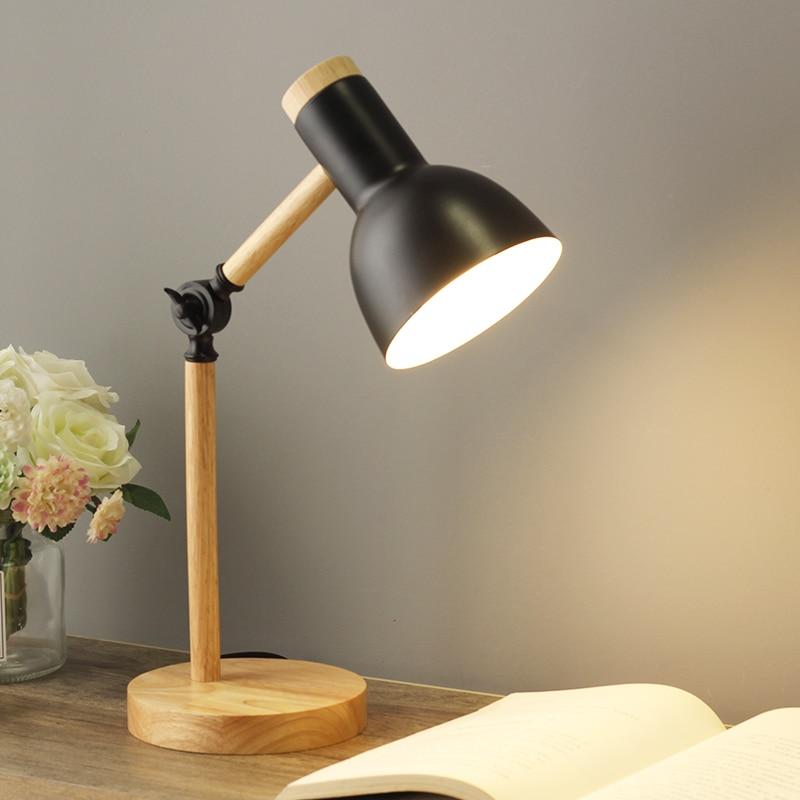 LuminoShade - Nowoczesna Drewniana Lampa Biurkowa w Stylu Skandynawskim