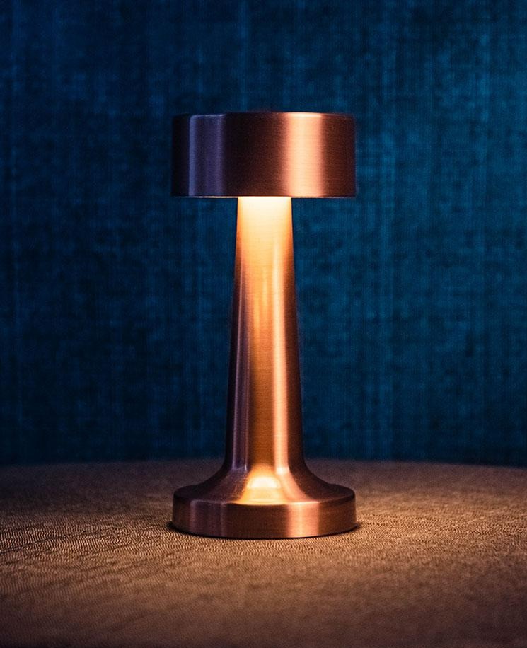 GlowFlex - Nowoczesna lampa LED na stół